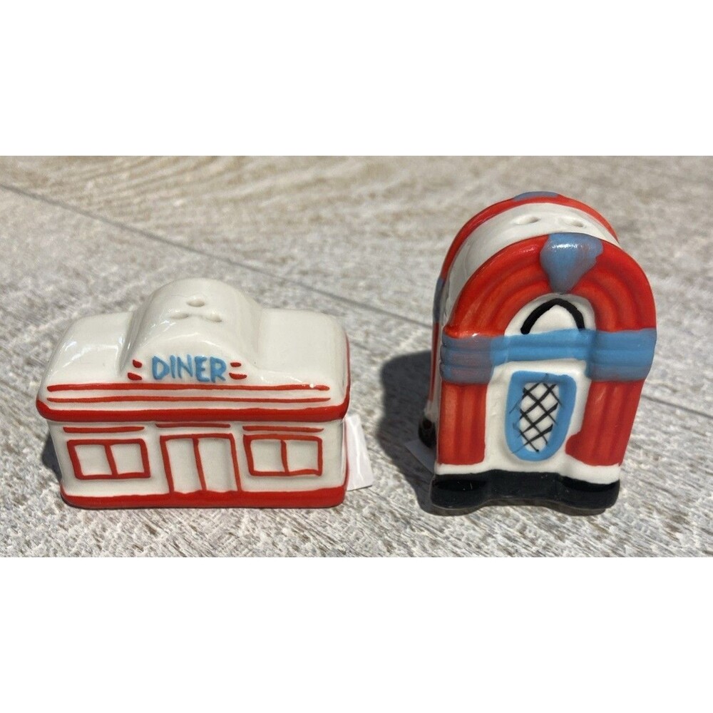 Cracker Barrel Diner And Jukebox Salt And Pepper Shaker Set New#SP015